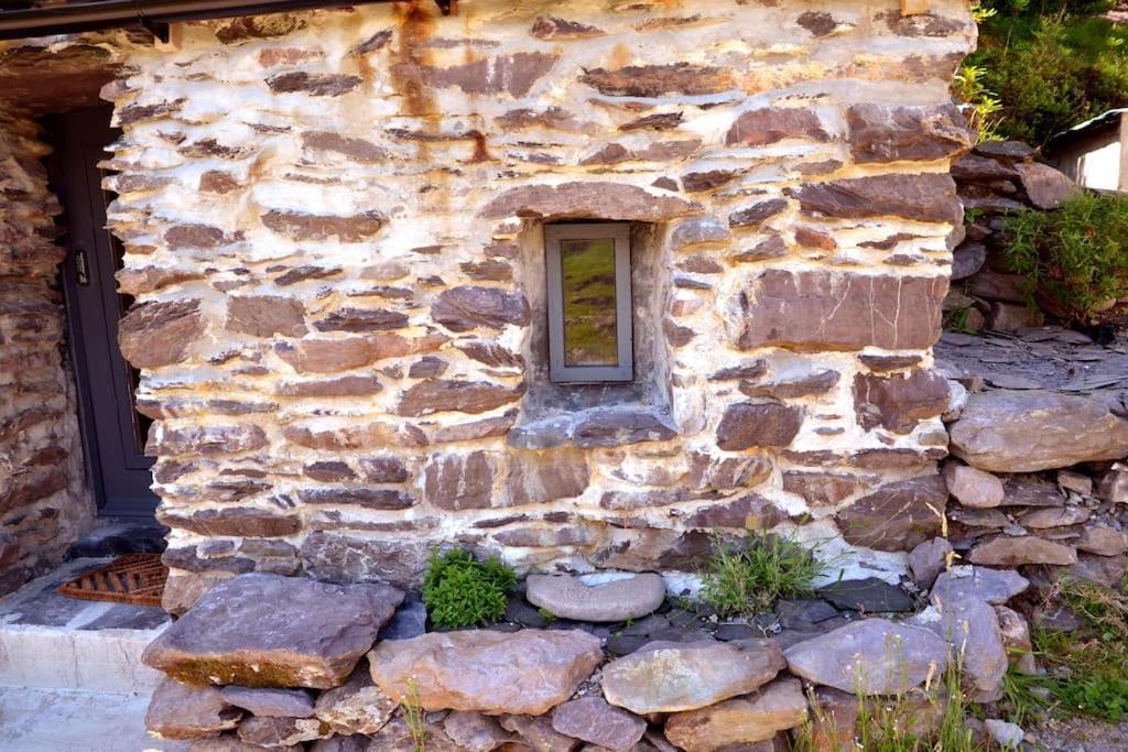 Secluded Cottage Nestled In The Beara Peninsula كيلارني المظهر الخارجي الصورة